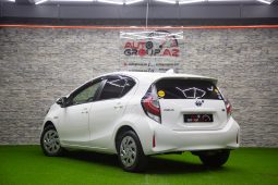 Toyota aqua 2018 1,5 hibrid ağ dolu