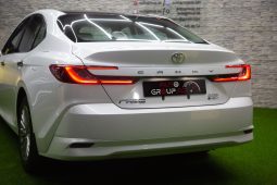 Toyota Camry, 2.0 L, 2024 il, yeni dolu