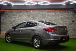 Hyundai Elantra, 2.0 L, 2020 il, 160 934 km dolu